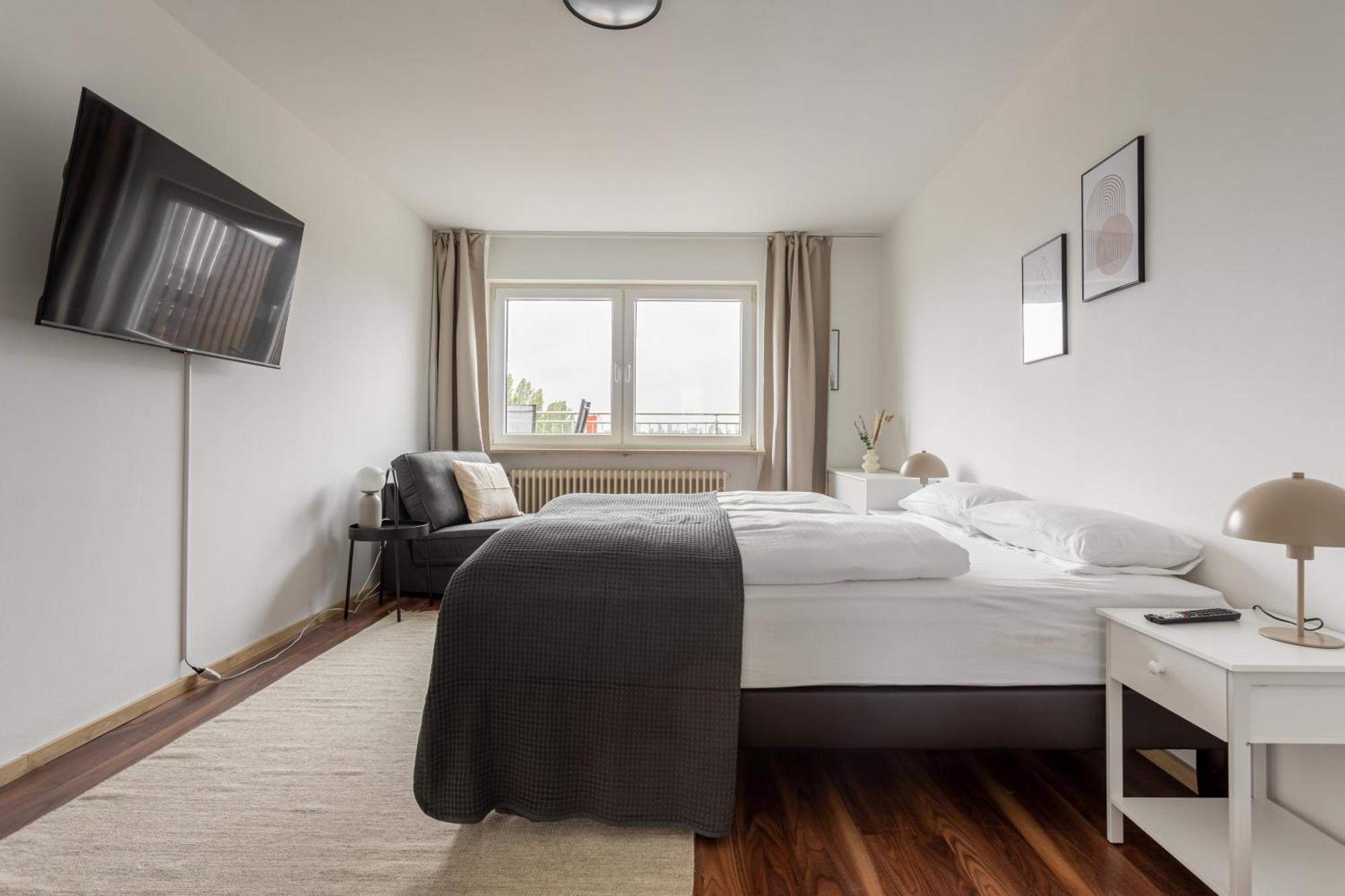 Apartment Global Living - Design I Terrace I Kitchen I Smart-tv I Parking Space I München